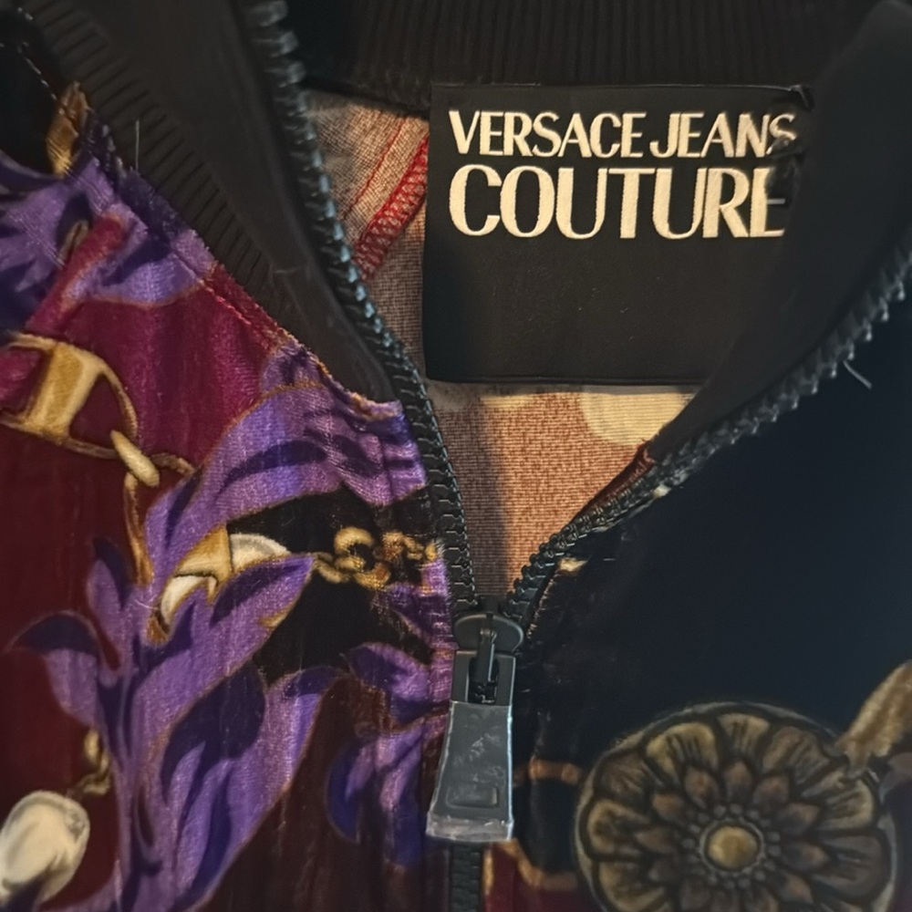 Small Velour Jacket - Picture 4 of 9